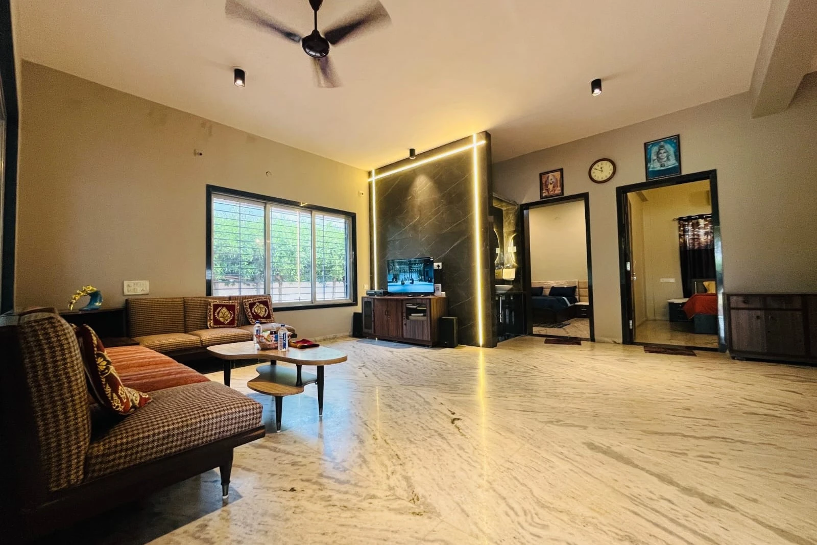 Glow & Flow — farmhouse in Olpad, Surat